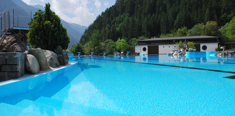 Erlebnis-Freibad St. Leonhard